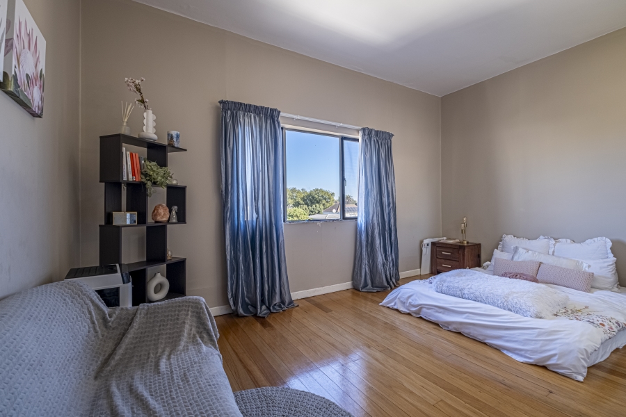 2 Bedroom Property for Sale in Summerstrand Eastern Cape